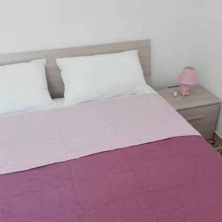 بيت للعطل Casa Vacanze Mare E Monti *