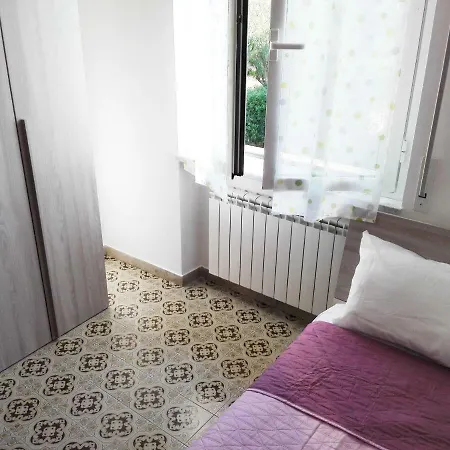 بيت للعطل Casa Vacanze Mare E Monti *