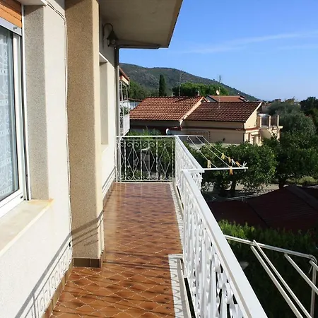 بيت للعطل Casa Vacanze Mare E Monti