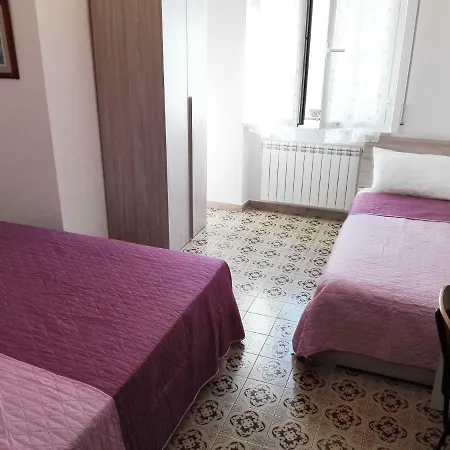 Casa Vacanze Mare E Monti كيريالي